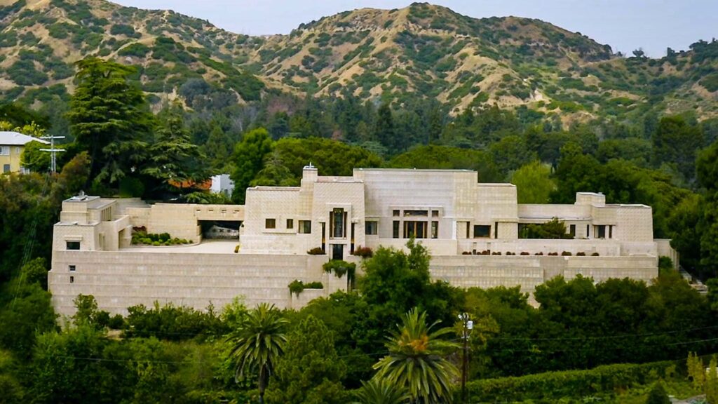 Take a Tour of Frank Lloyd Wright’s Ennis House, the Mansion That Has Appeared in Blade Runner, Twin Peaks & Countless Hollywood Films